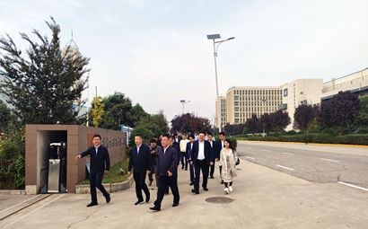 團(tuán)市委、市貿(mào)促會(huì)、市青企協(xié)一行到工投集團(tuán)涇河產(chǎn)業(yè)園考察交流